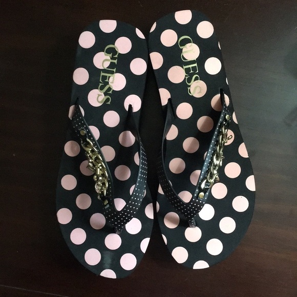 Guess Gwemani Foam Wedge Flip Flops Wedges. P/A1025/3 - Picture 3 of 9